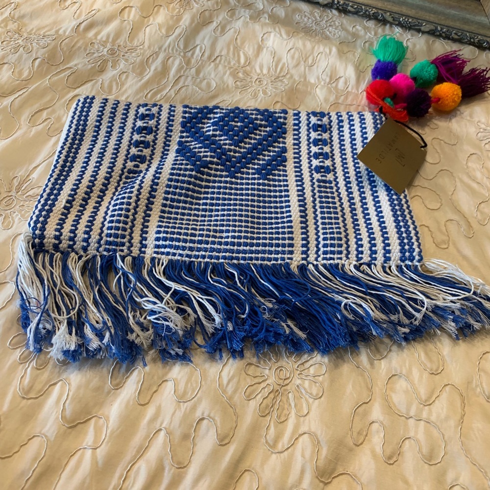 Lamatilde fabric clutch✨✨Host Pick - Picture 7 of 8